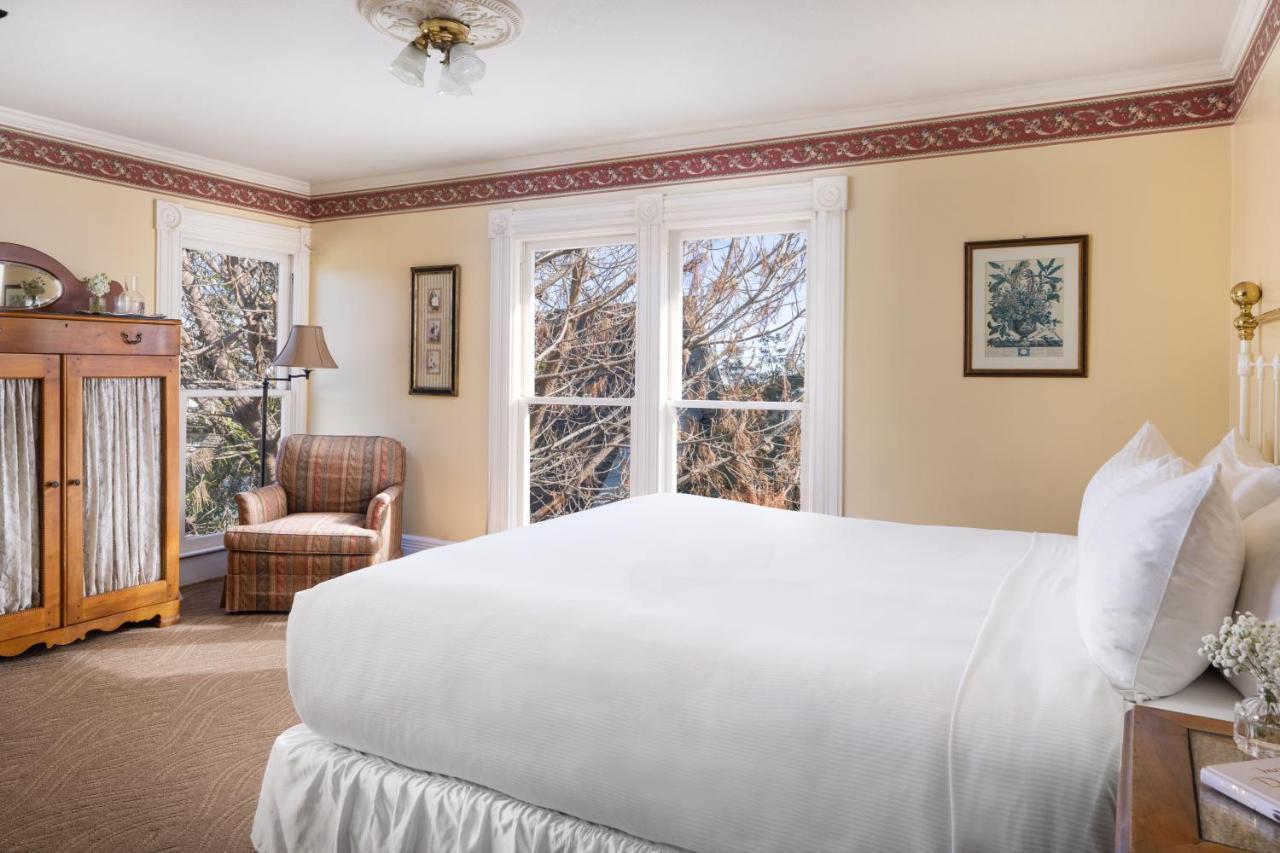 Centrella Hotel, A Kirkwood Collection Hotel Пасифик Гров Экстерьер фото