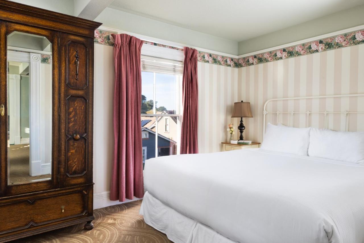 Centrella Hotel, A Kirkwood Collection Hotel Пасифик Гров Экстерьер фото