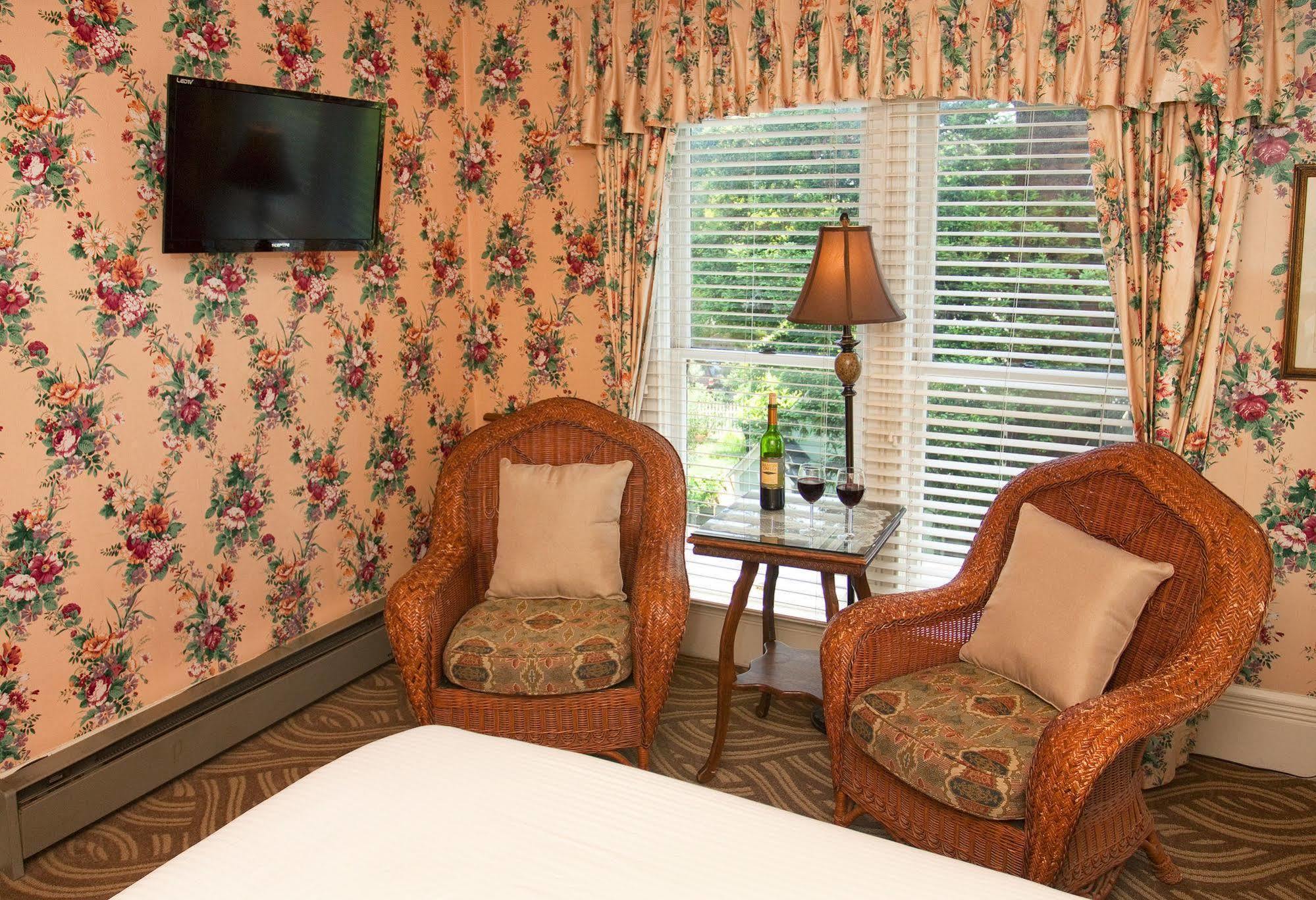 Centrella Hotel, A Kirkwood Collection Hotel Пасифик Гров Экстерьер фото